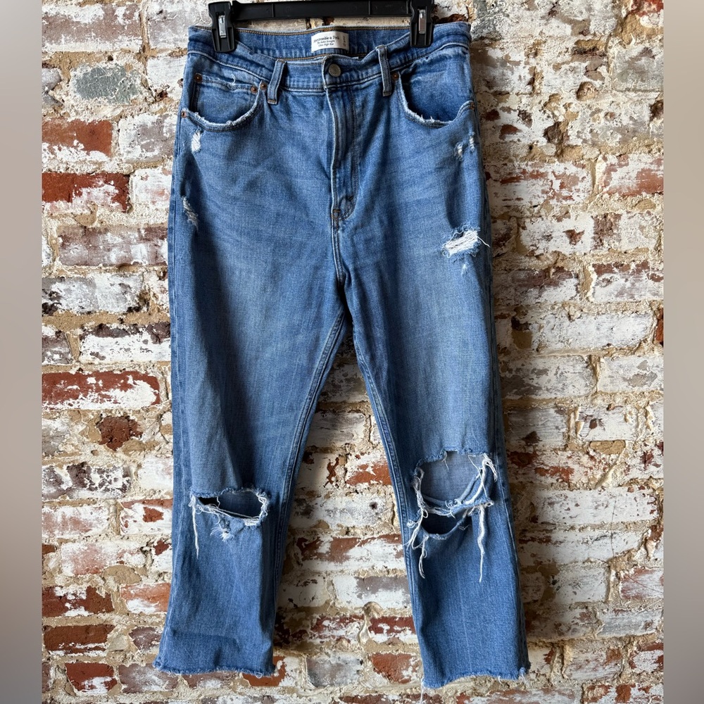 Abercrombie & Fitch Ultra High Rise Cropped Jeans